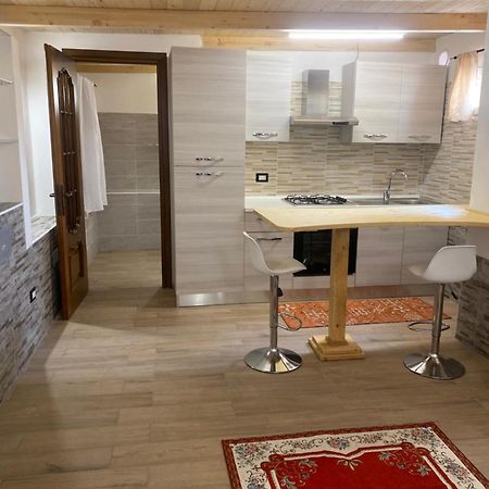 Apartamento Monolocale Indipendente Nel Quartiere Residenziale Genneruxi Cagliari Exterior foto